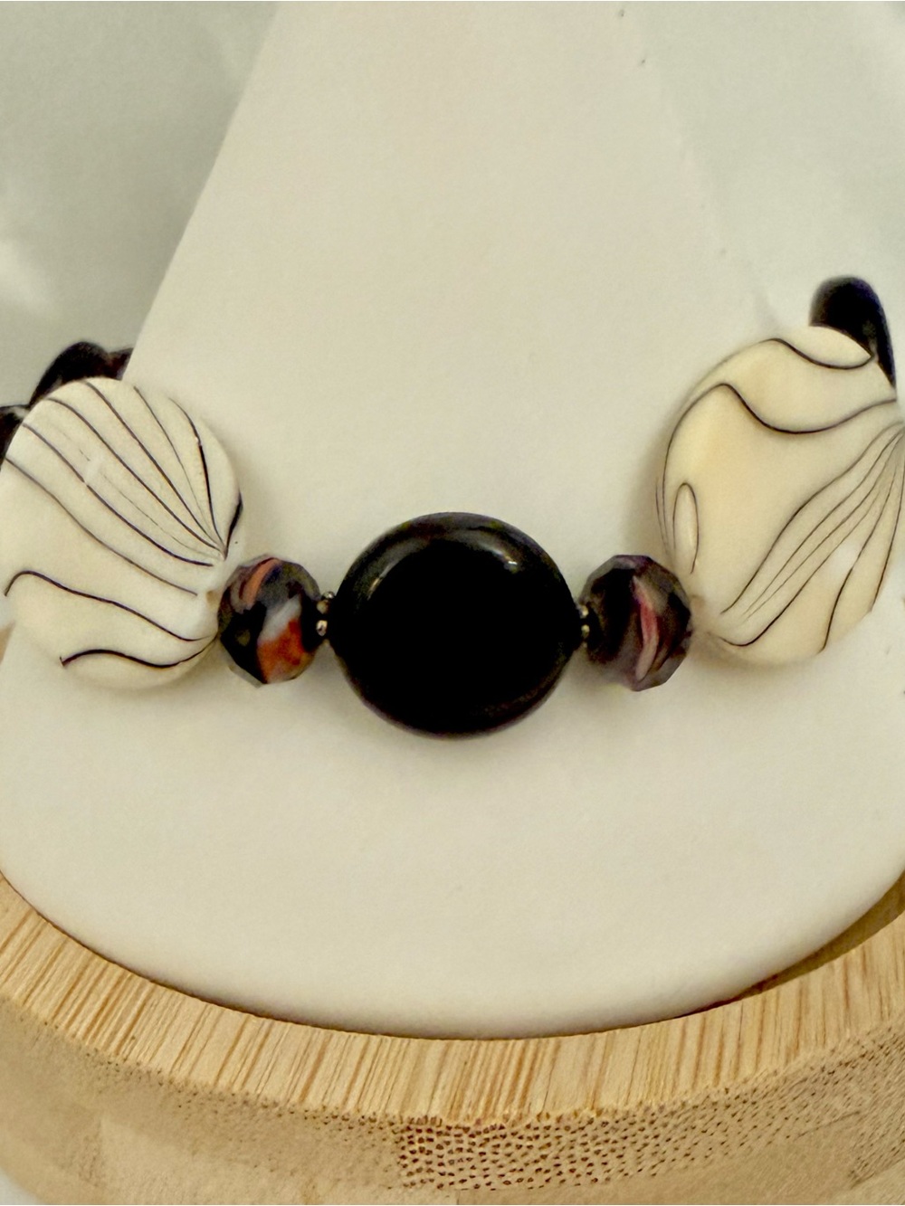 Donna Dressler 925 Sterling Silver Black White Art Glass Beaded Toggle Bracelet